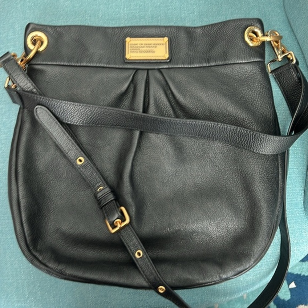 Marc Jacobs Black Pebbled Leather Crossbody / Shoulder Bag, EUC
